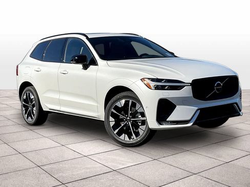 New 2026 Volvo XC60 B5 Plus w/ Climate Package AWD/4WD image 2
