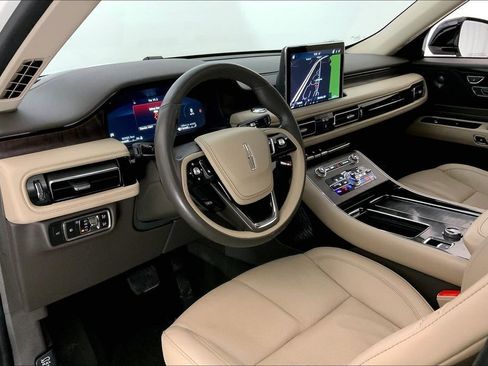 Used 2023 Lincoln Aviator Reserve w/ Equipment Group 201A image 20
