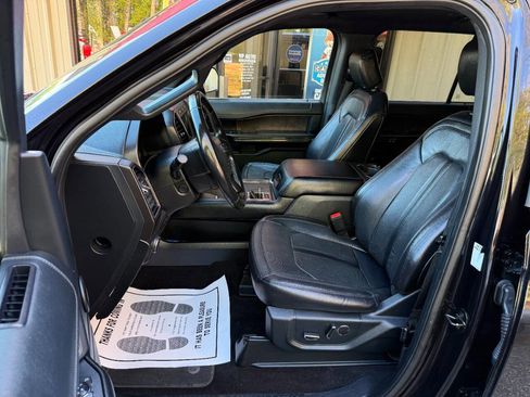 Used 2020 Ford Expedition Max Limited RWD image 10