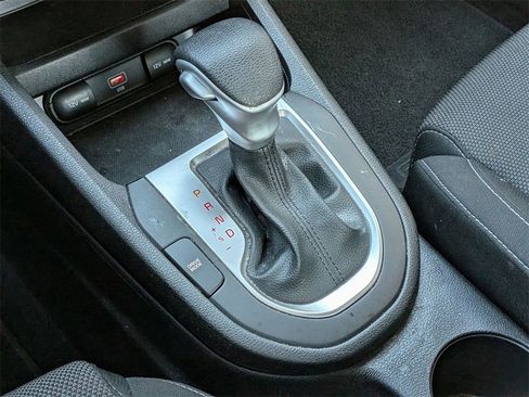 Used 2023 Kia Forte LXS image 16