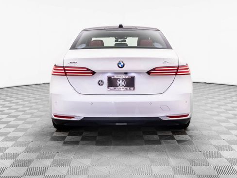 Used 2024 BMW 540i xDrive w/ Executive Package AWD/4WD image 4