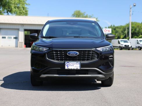 Certified 2023 Ford Escape Active AWD/4WD image 7