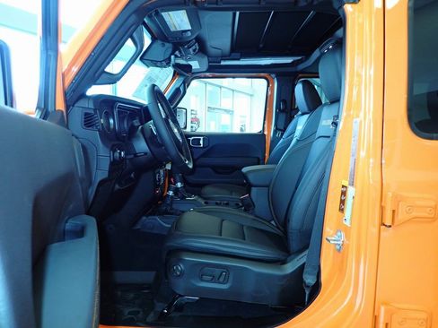 New 2025 Jeep Wrangler Unlimited Rubicon 392 image 19