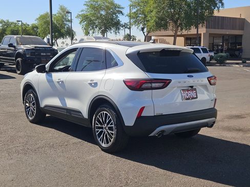 New 2026 Ford Escape SE w/ PHEV Premium Package image 5