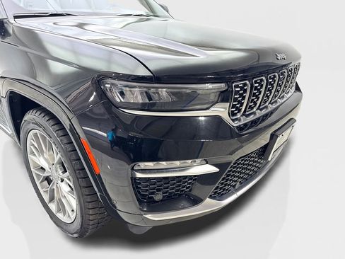 Used 2023 Jeep Grand Cherokee Summit w/ Adv Protech Group IV AWD/4WD image 17