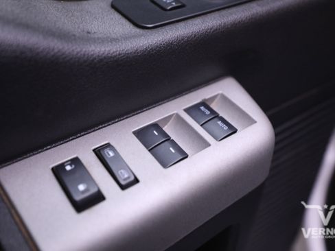 Used 2015 Ford F250 Lariat w/ Lariat Ultimate Package image 18