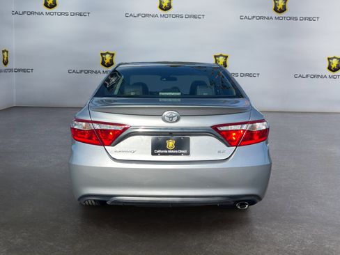 Used 2016 Toyota Camry SE FWD image 4