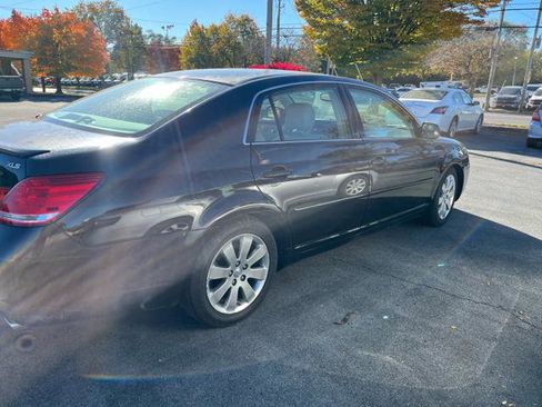 Used 2007 Toyota Avalon XLS image 4