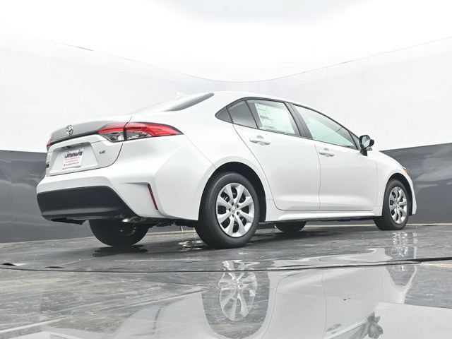 Used 2025 Toyota Corolla LE FWD image 24