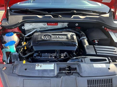 Used 2017 Volkswagen Beetle 1.8T SE image 31