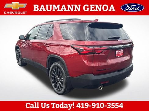 Used 2023 Chevrolet Traverse RS AWD/4WD image 3