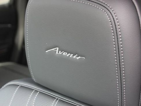 New 2026 Buick Enclave Avenir image 24