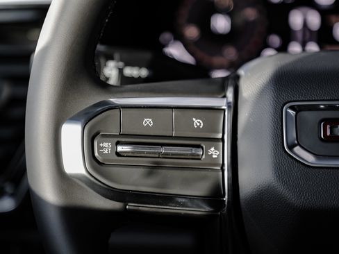 New 2026 GMC Canyon Elevation w/ Convenience Package image 25