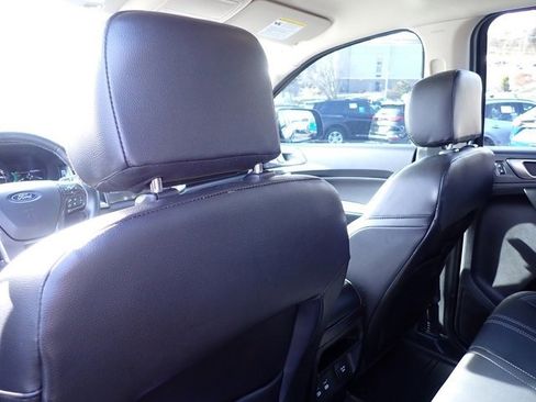 Used 2020 Ford Ranger Lariat w/ Equipment Group 501A Mid image 18