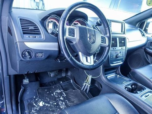 Used 2019 Dodge Grand Caravan GT image 24