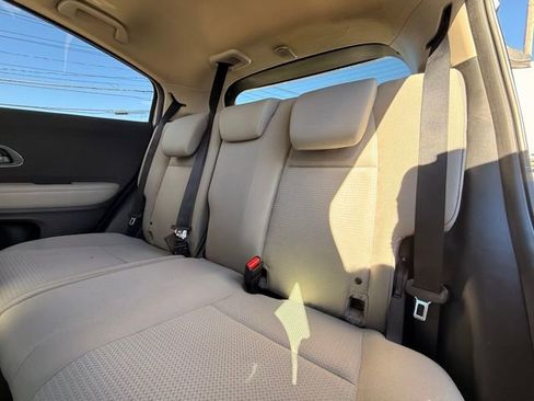 Used 2020 Honda HR-V EX image 15
