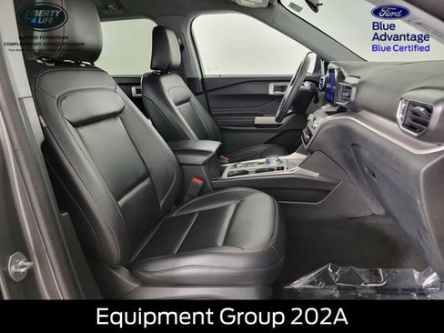 Certified 2023 Ford Explorer XLT w/ Equipment Group 202A AWD/4WD image 18