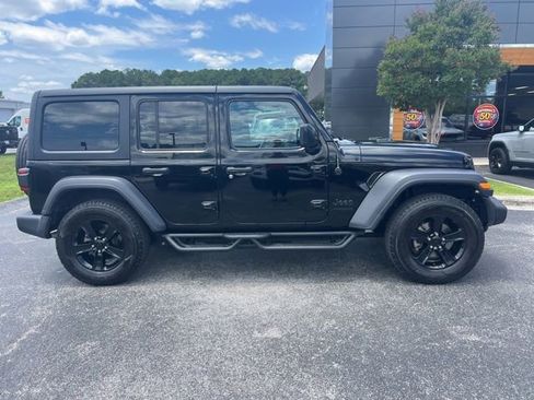 Used 2020 Jeep Wrangler Unlimited Sport AWD/4WD image 2