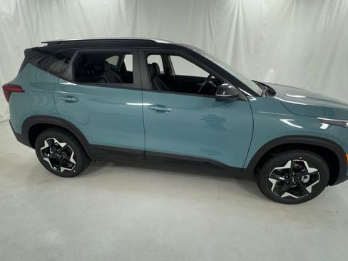 New 2026 Kia Seltos S AWD/4WD image 2