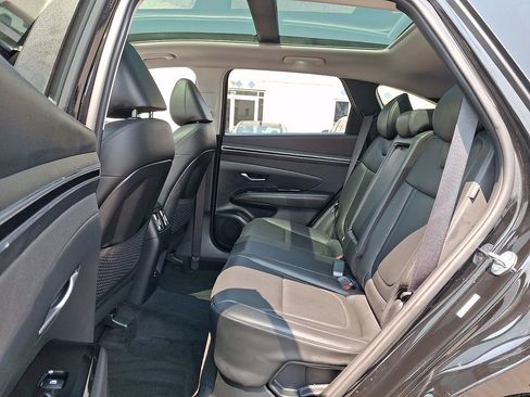 Certified 2024 Hyundai Tucson SEL AWD/4WD image 10