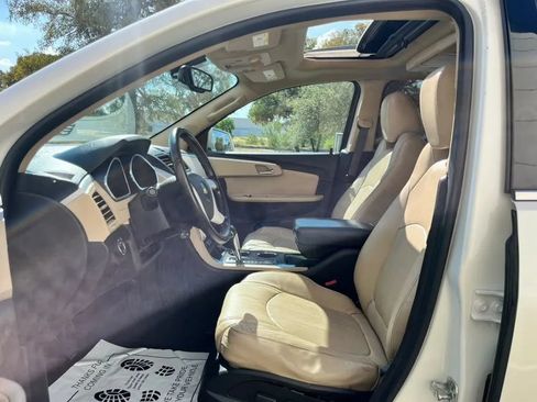 Used 2012 Chevrolet Traverse LTZ FWD image 24