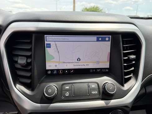 Used 2023 GMC Acadia SLT AWD/4WD image 21
