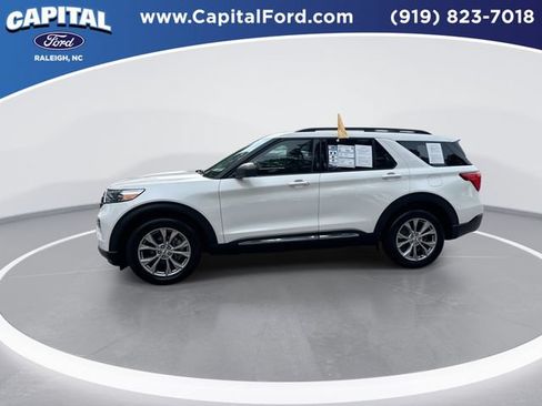 Certified 2023 Ford Explorer XLT w/ Equipment Group 202A AWD/4WD image 5