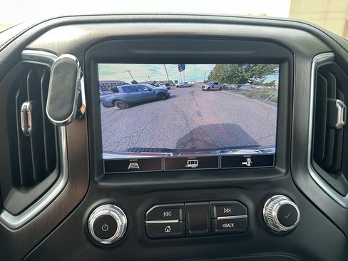 Used 2022 GMC Sierra 2500 AT4 w/ Driver Alert Package I AWD/4WD image 29