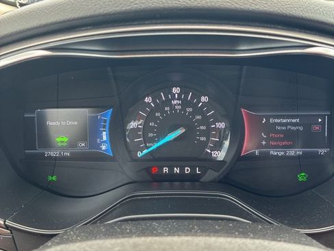 Used 2019 Ford Fusion SE FWD image 7