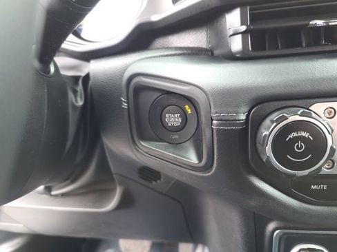 Used 2025 Jeep Wrangler Unlimited Rubicon 4xe w/ Convenience Group image 27