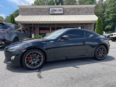 Used 2016 Scion FR-S RWD image 1