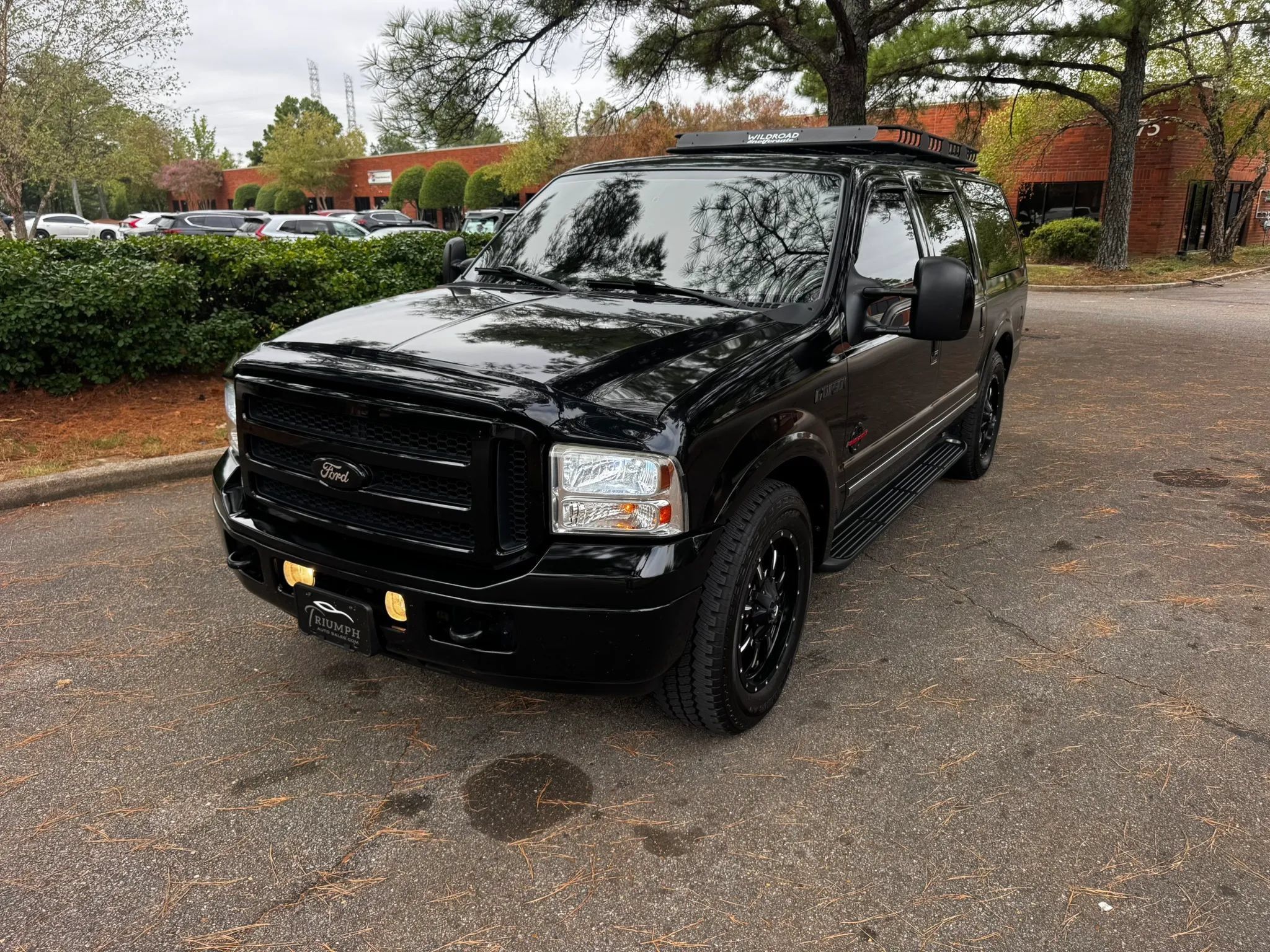 Used 2005 Ford Excursion Limited RWD image 11