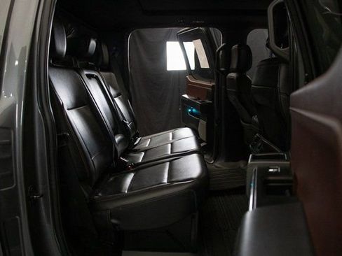 Used 2022 Ford F150 Lariat image 19