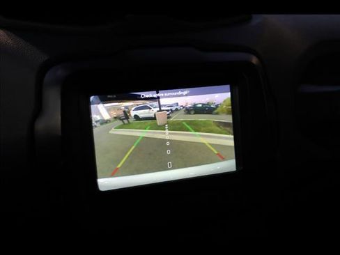 Used 2019 Jeep Renegade Trailhawk w/ Cold Weather Group II image 16