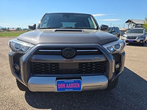 Used 2021 Toyota 4Runner TRD Off-Road Premium w/ Moonroof Package image 2