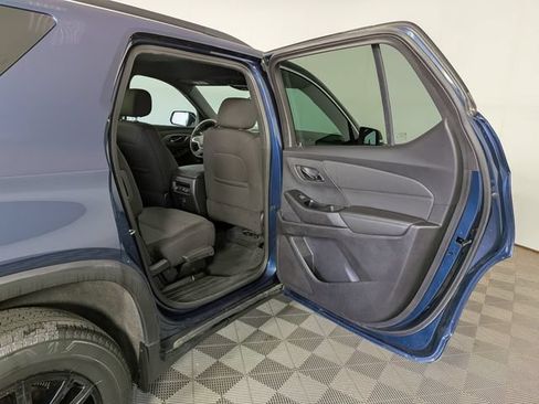 Used 2023 Chevrolet Traverse LT w/ LPO, Floor Liner Package AWD/4WD image 34