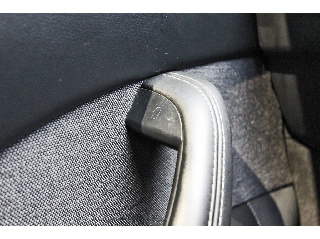 Used 2022 Tesla Model S AWD/4WD image 20