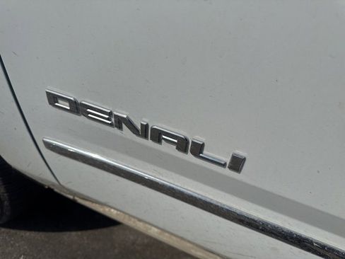 Used 2016 GMC Yukon Denali w/ Open Road Package image 8