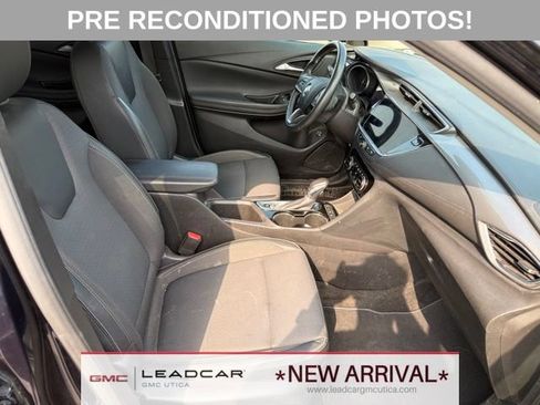 Used 2021 Buick Encore GX Select w/ LPO, Active Lifestyle Package AWD/4WD image 12