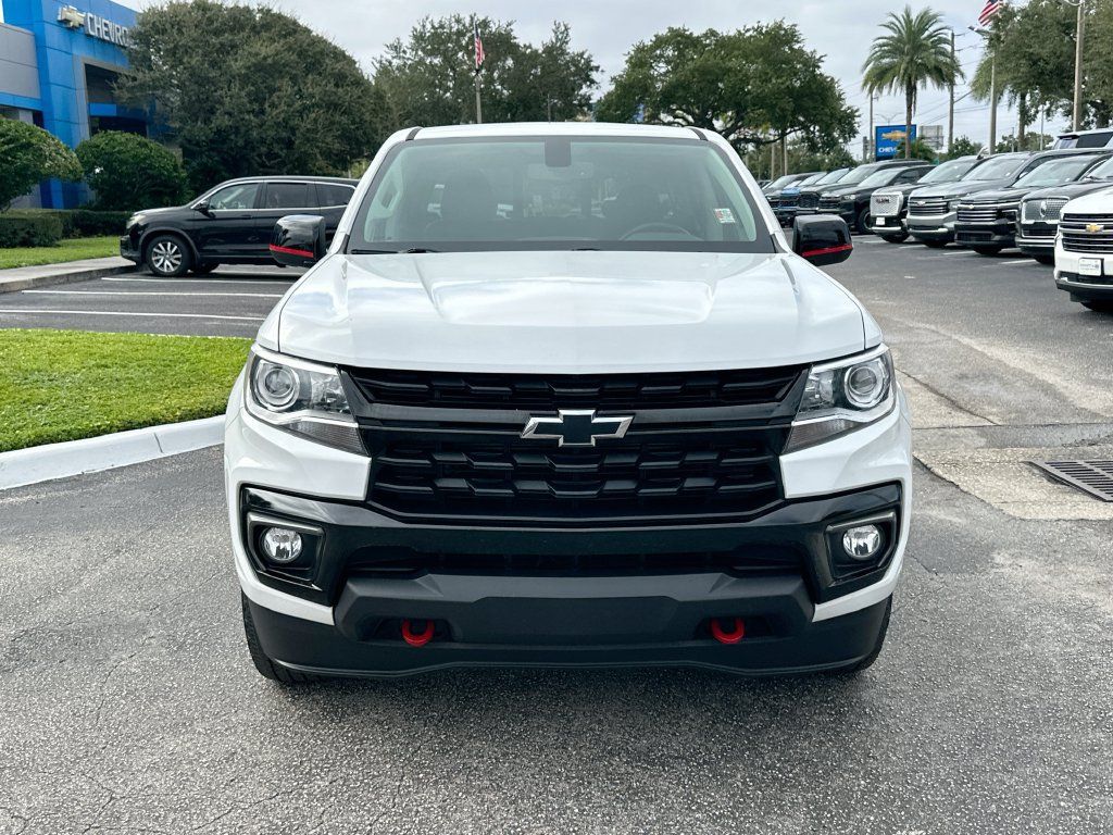 Used 2022 Chevrolet Colorado LT w/ Redline Special Edition AWD/4WD image 2
