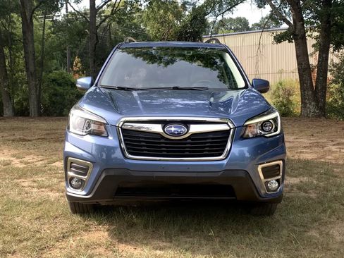 Used 2019 Subaru Forester Limited AWD/4WD image 2