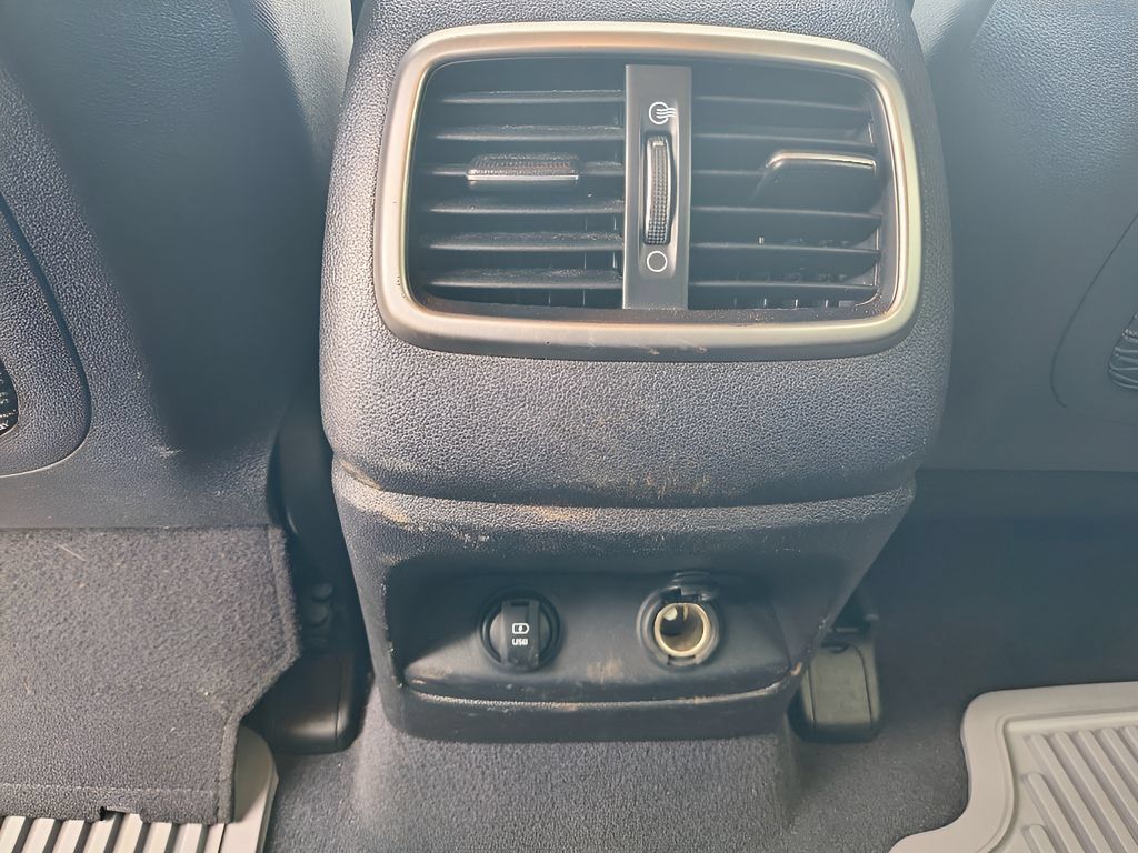 Used 2020 Kia Sorento FWD V6 image 22