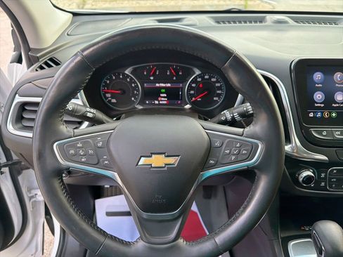 Certified 2022 Chevrolet Equinox Premier FWD image 24