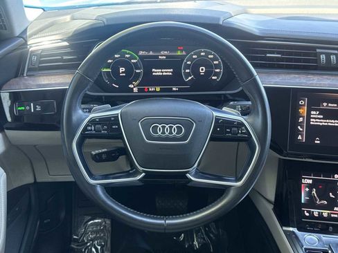 Used 2019 Audi e-tron Prestige w/ Prestige Package AWD/4WD image 19