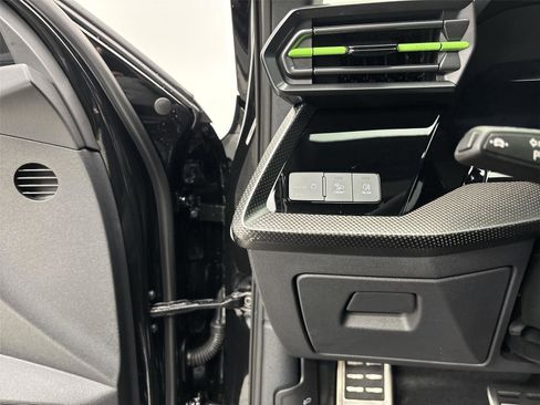 Used 2025 Audi RS 3 image 31