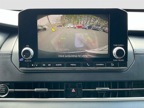 Used 2024 Mitsubishi Outlander ES image 12