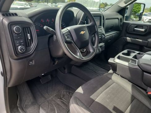 Used 2024 Chevrolet Silverado 2500 Custom w/ Custom Value Package AWD/4WD image 19