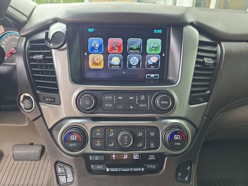 Certified 2017 Chevrolet Suburban Premier AWD/4WD image 17