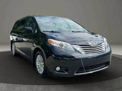 Used 2017 Toyota Sienna XLE w/ XLE Navigation Package