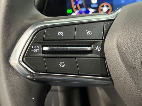 Used 2025 Chevrolet Tahoe LT image 46